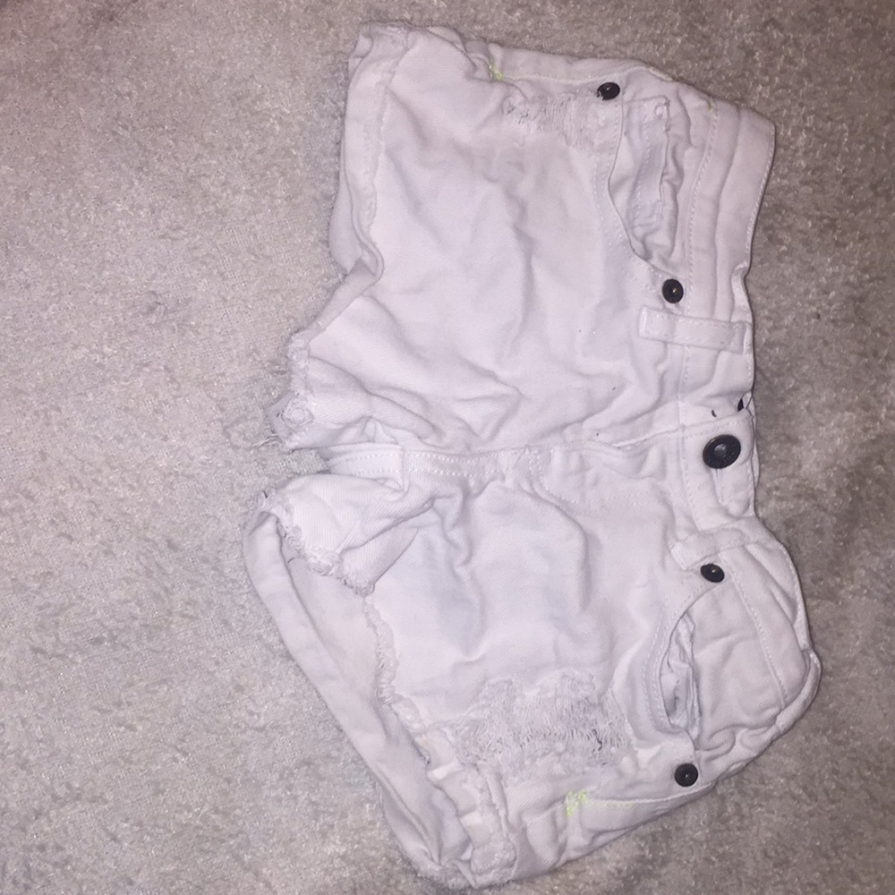 White distressed shorts